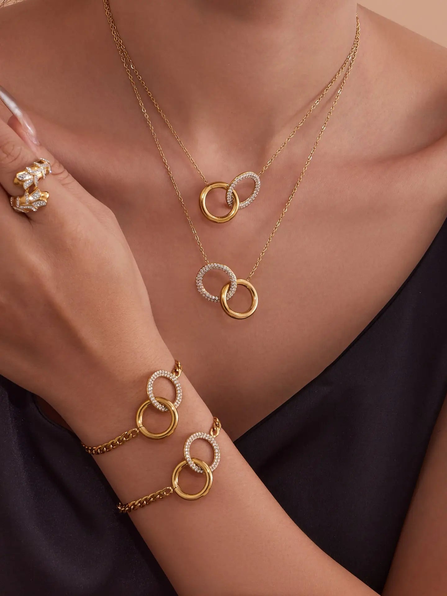 Twin Link Collection - Moonix