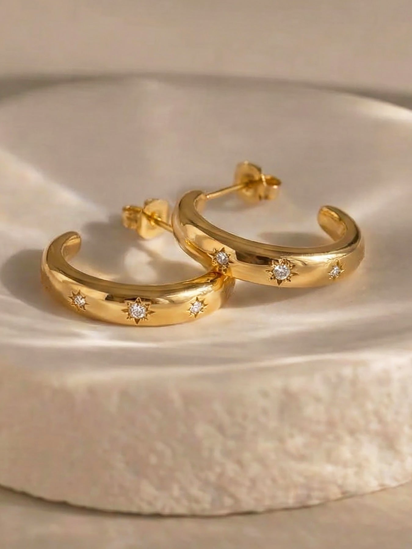 Star Zircon C-Shaped Earring