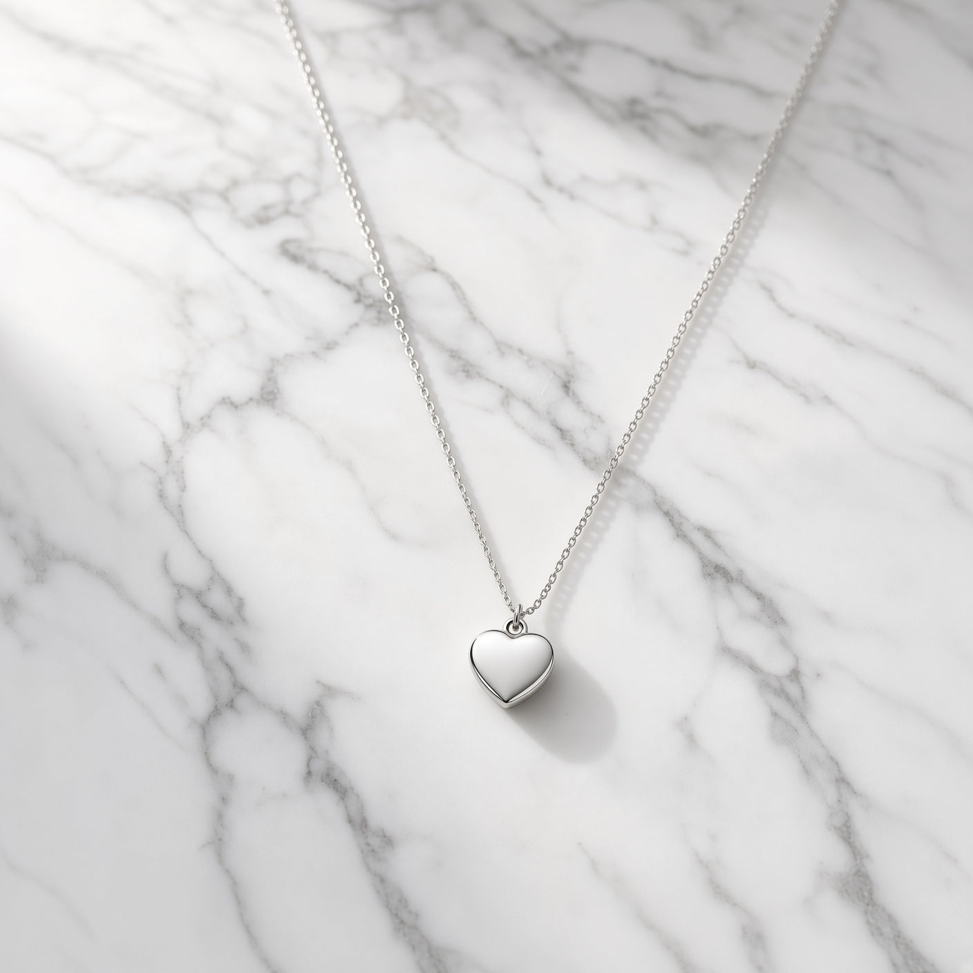 Smooth Heart Mirror Necklace