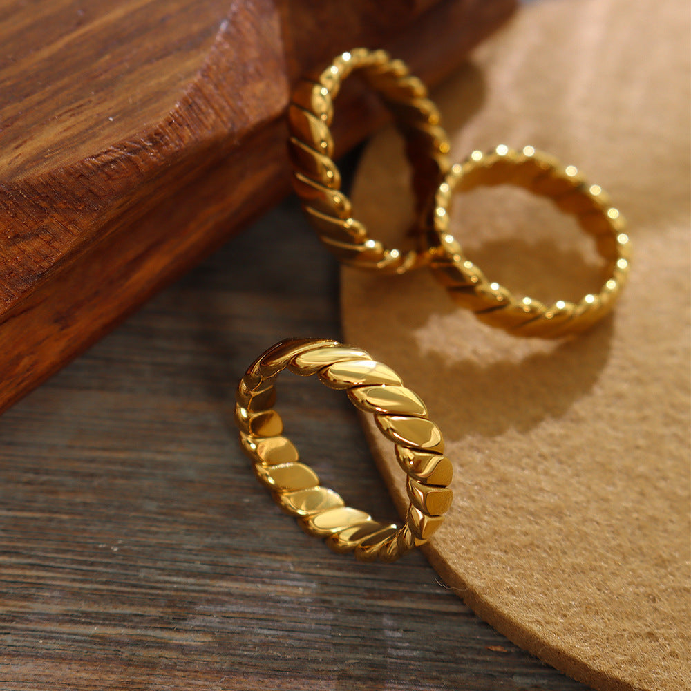 Aurora Curve Ring - Moonix
