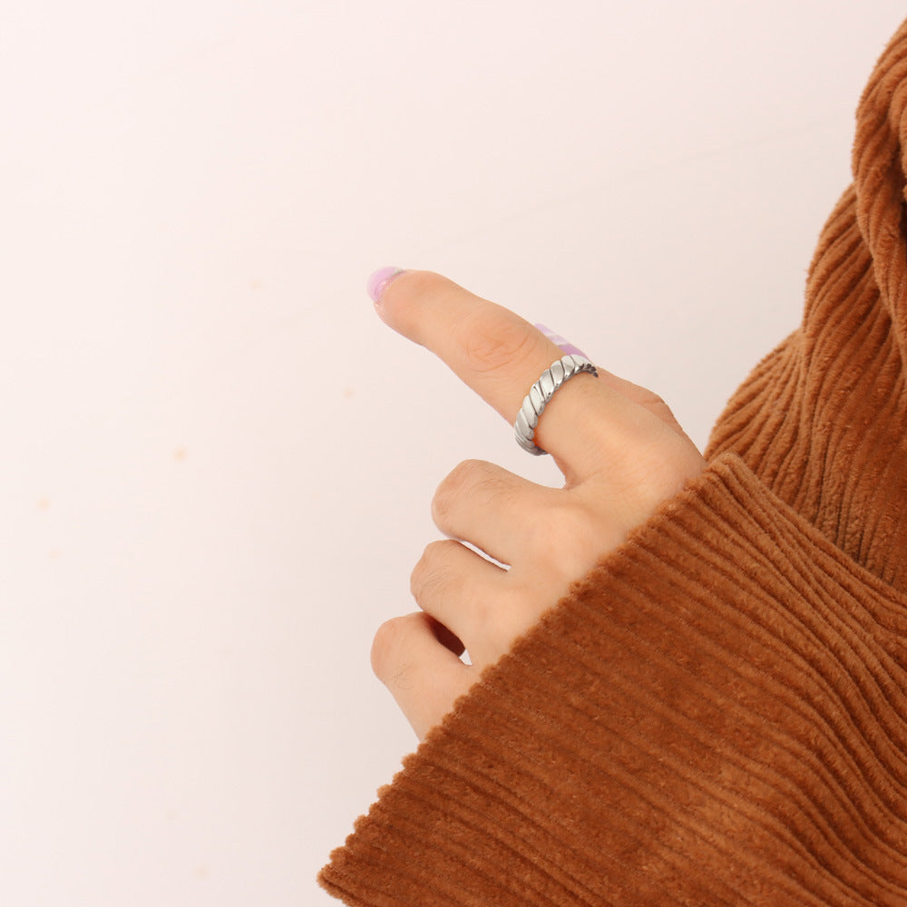 Aurora Curve Ring - Moonix