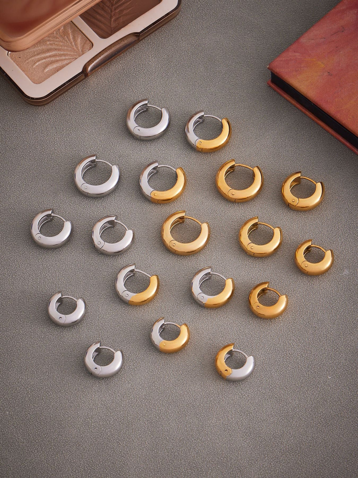 Bold Hoop Earrings - Moonix