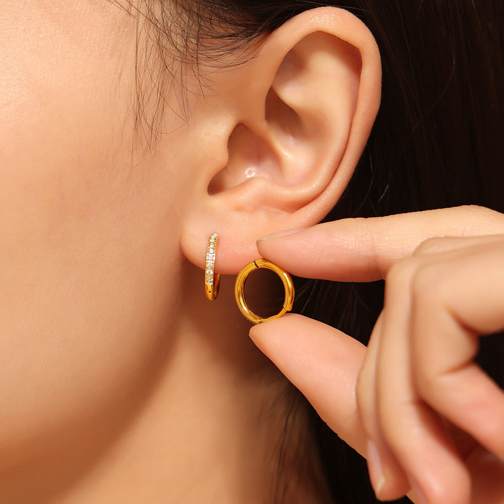 Classic CZ Hoop Earring - Moonix