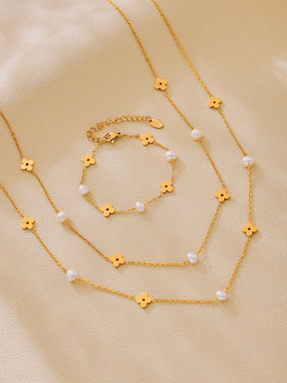 Clover Pearl Bracelet - Moonix