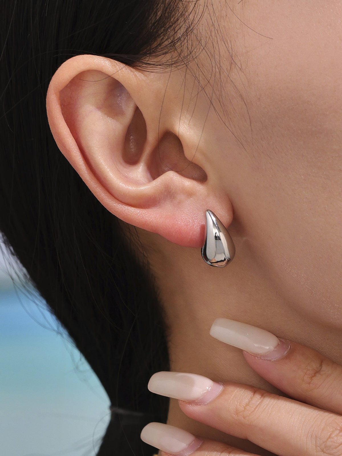 Essential Drop Stud Earrings - Moonix