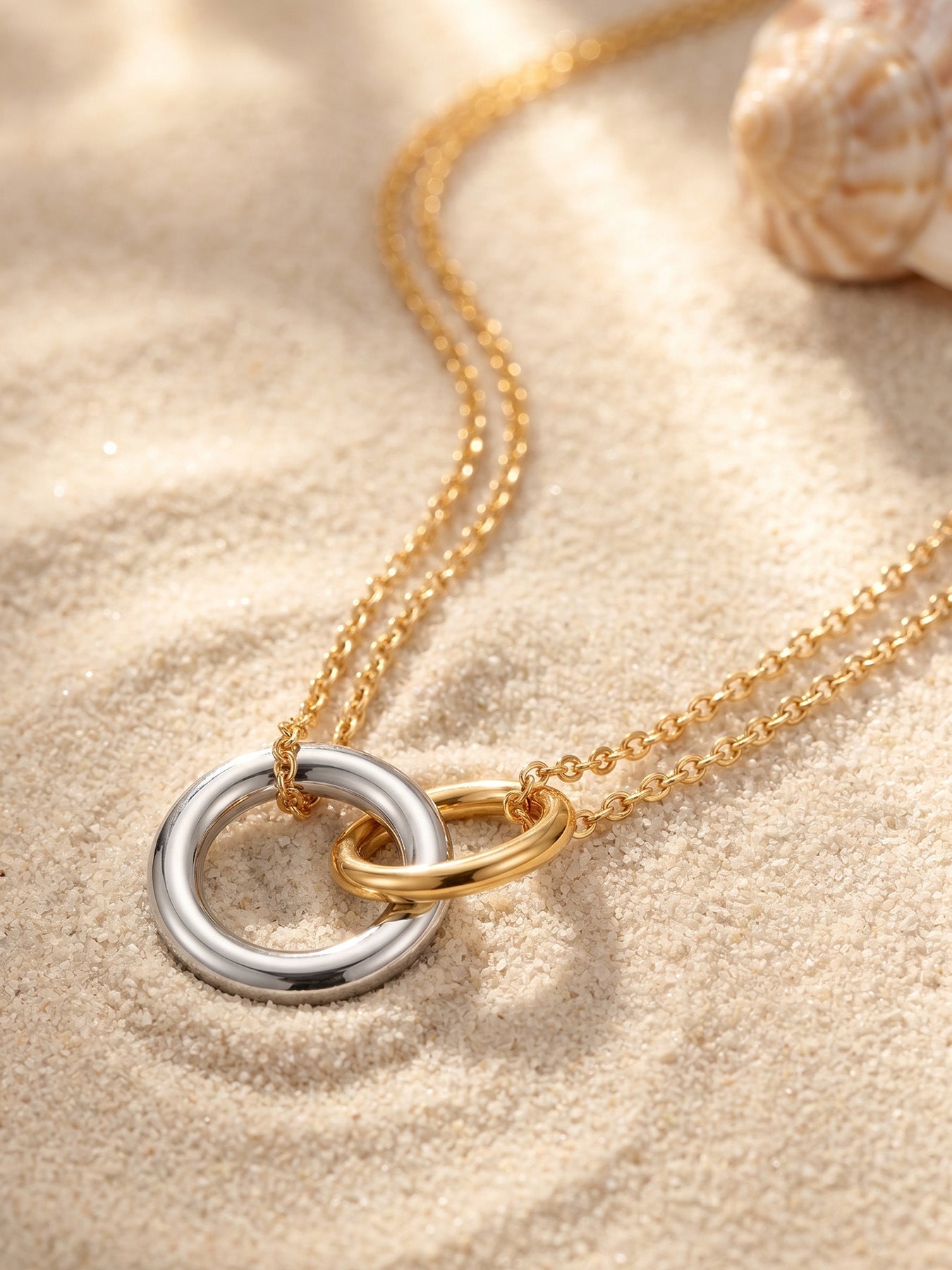 Eternal Knot Necklace - Moonix