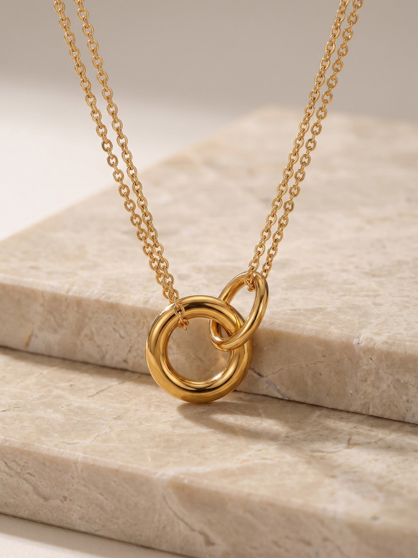 Eternal Knot Necklace - Moonix