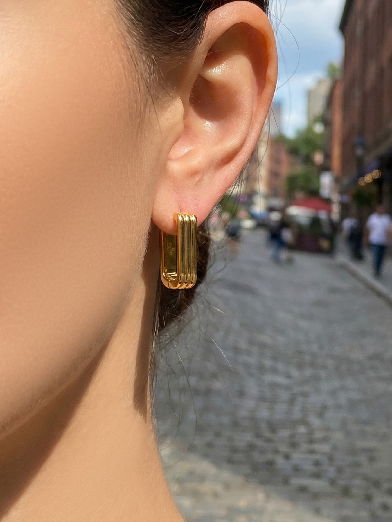 Ribbon Tier Rectangle Hoop Earrings - Moonix