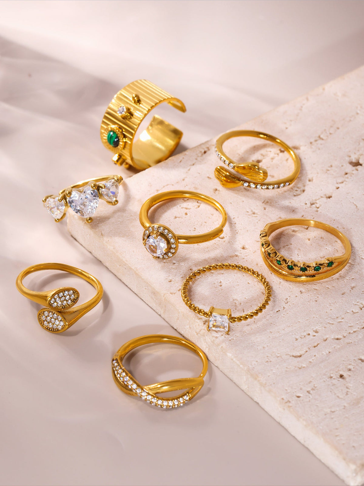 Square Zircon Twisted Ring - Moonix