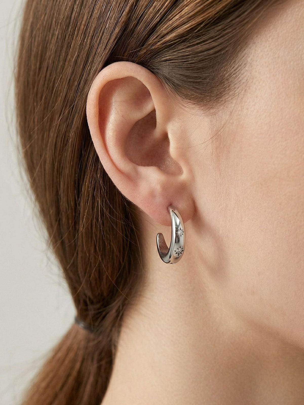 Star Zircon C-Shaped Earring - Moonix