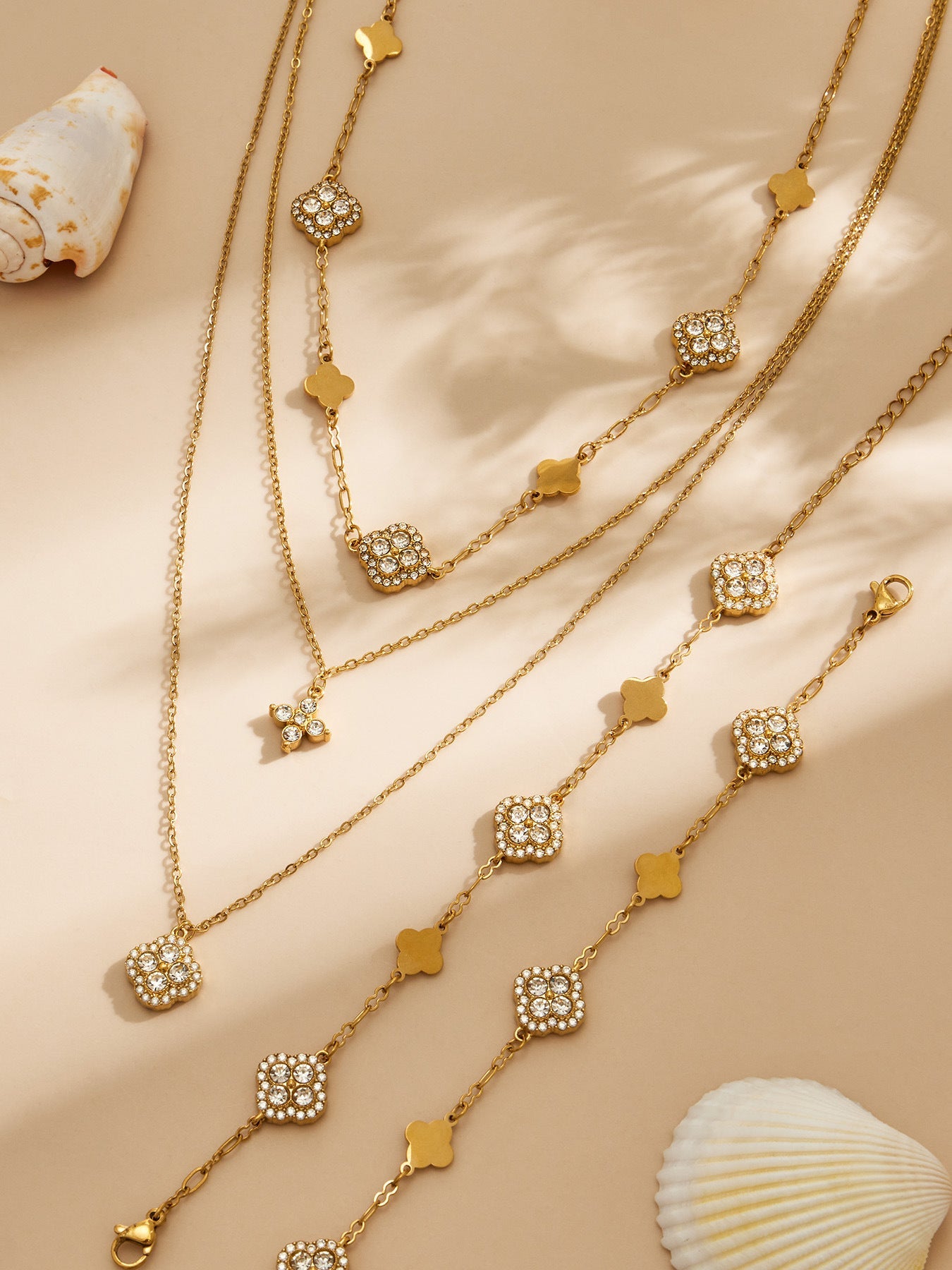 Vintage Pave Clover Bracelet - Moonix