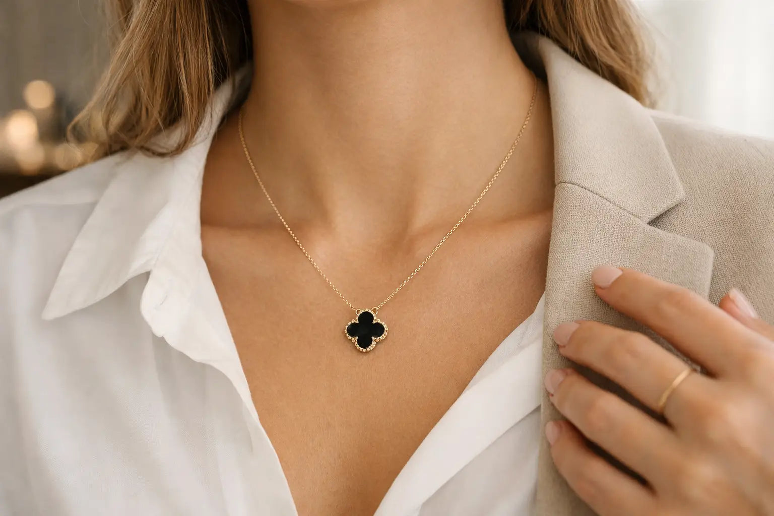 Clover Pendant Necklace Styling That Feels Personal