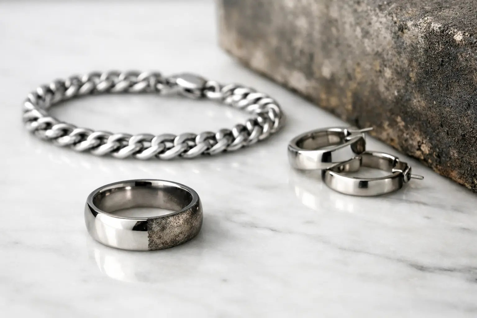 Does Stainless Steel Jewellery Tarnish Over Time?