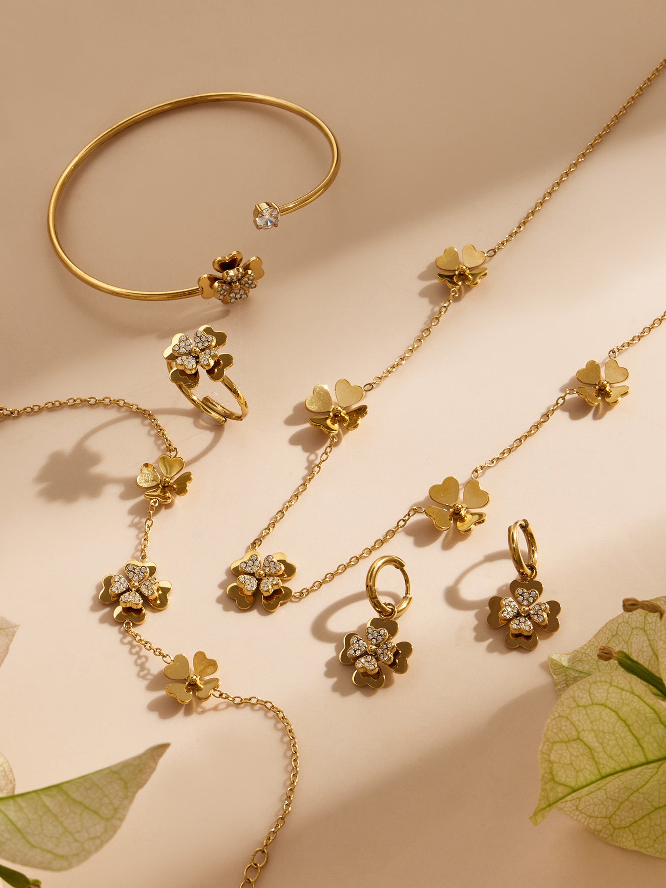 Lumi Clover Chain Bracelet