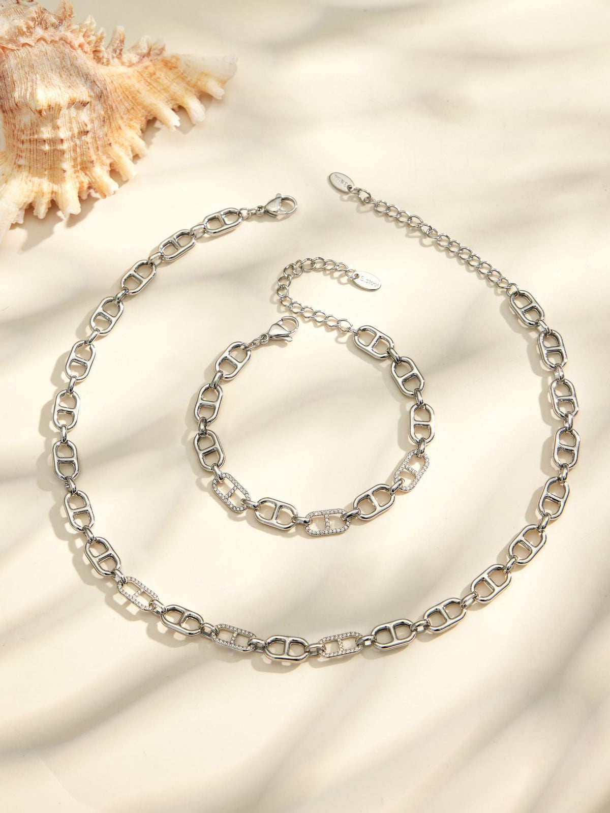 Anchor Link Bracelet - Moonix