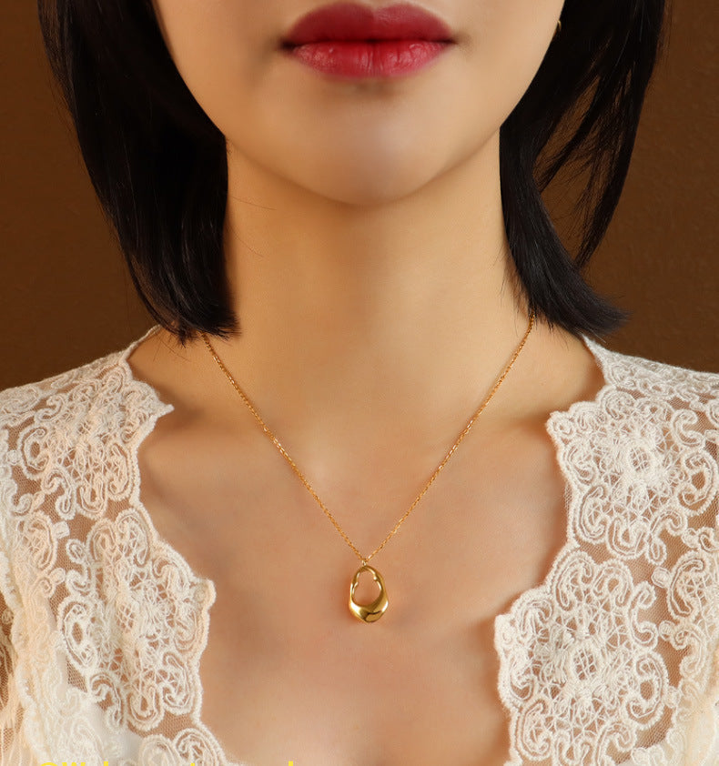 Artistic Oval Necklace - Moonix