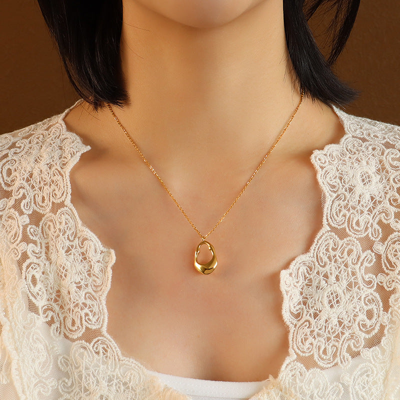 Artistic Oval Necklace - Moonix