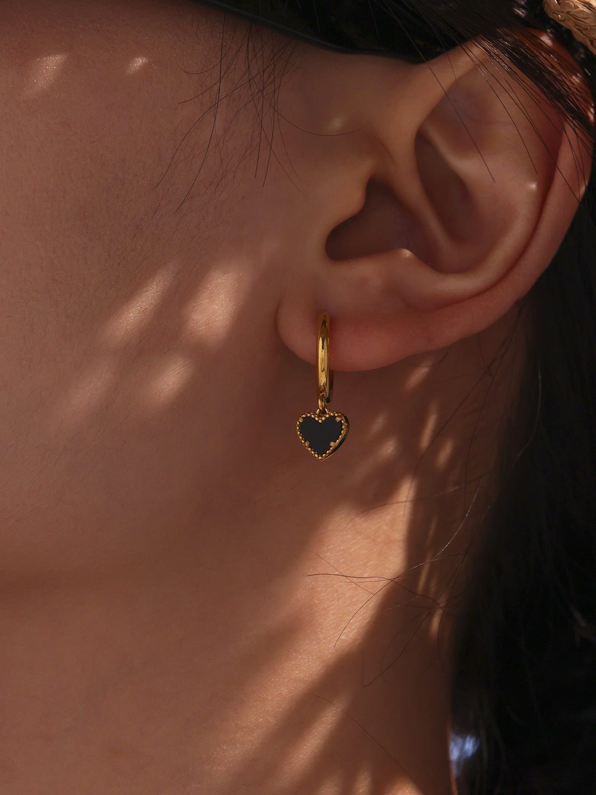 Black Agate Heart Hoop Earrings - Moonix