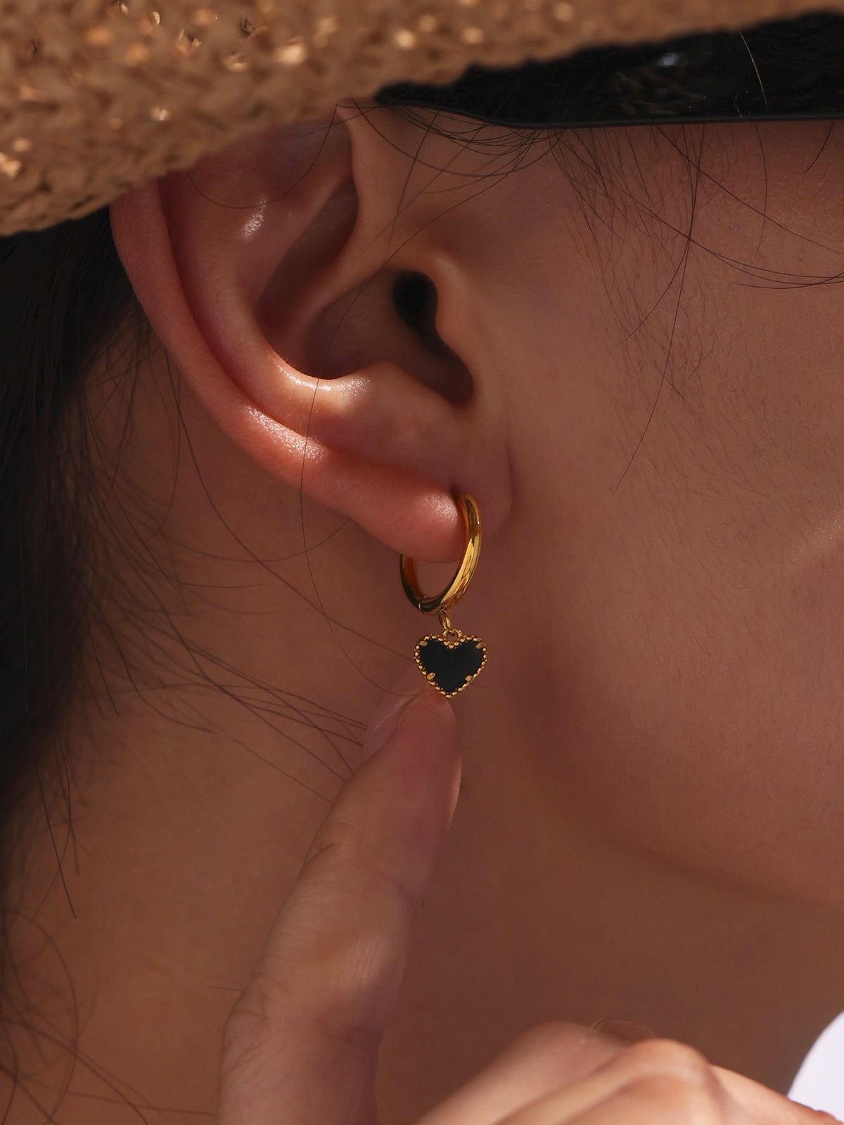 Black Agate Heart Hoop Earrings - Moonix