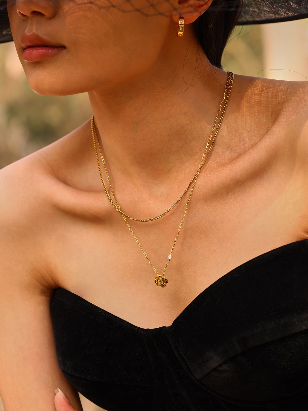 Blooming Rose Necklace - Moonix