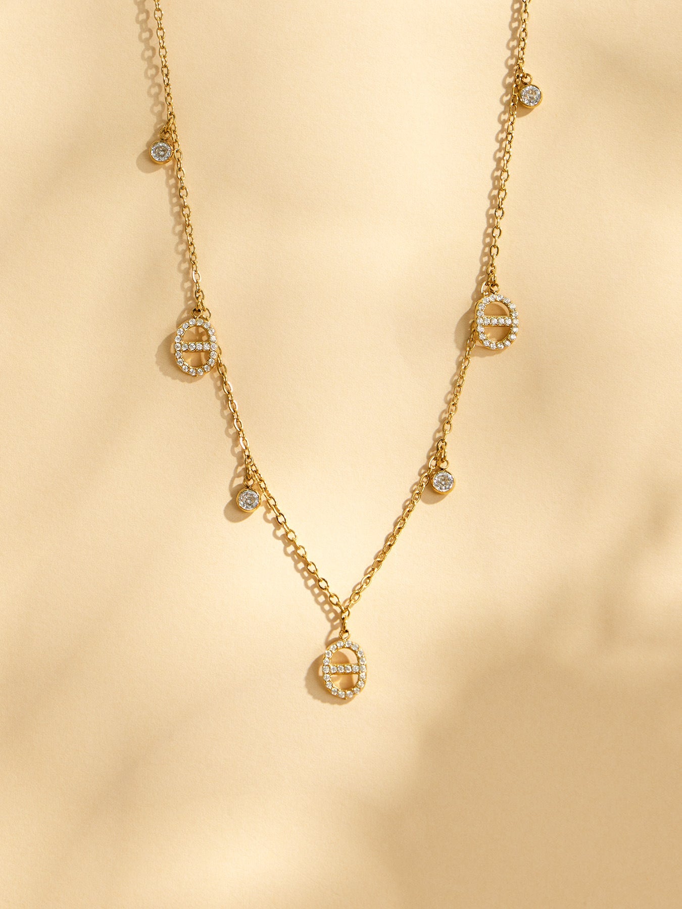Dainty Oval Bracelet - Moonix