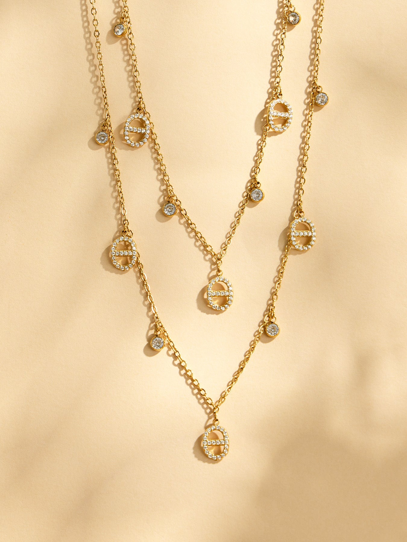 Dainty Oval Bracelet - Moonix