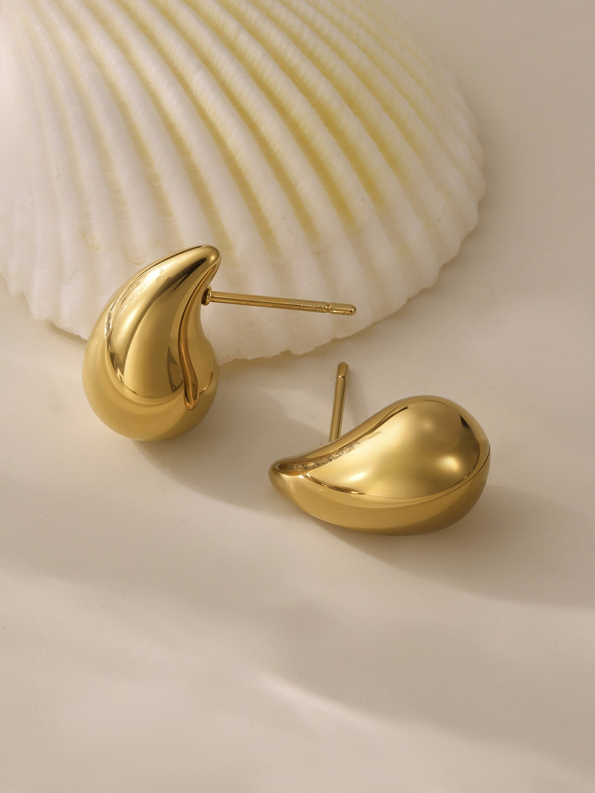 Essential Drop Stud Earrings - Moonix