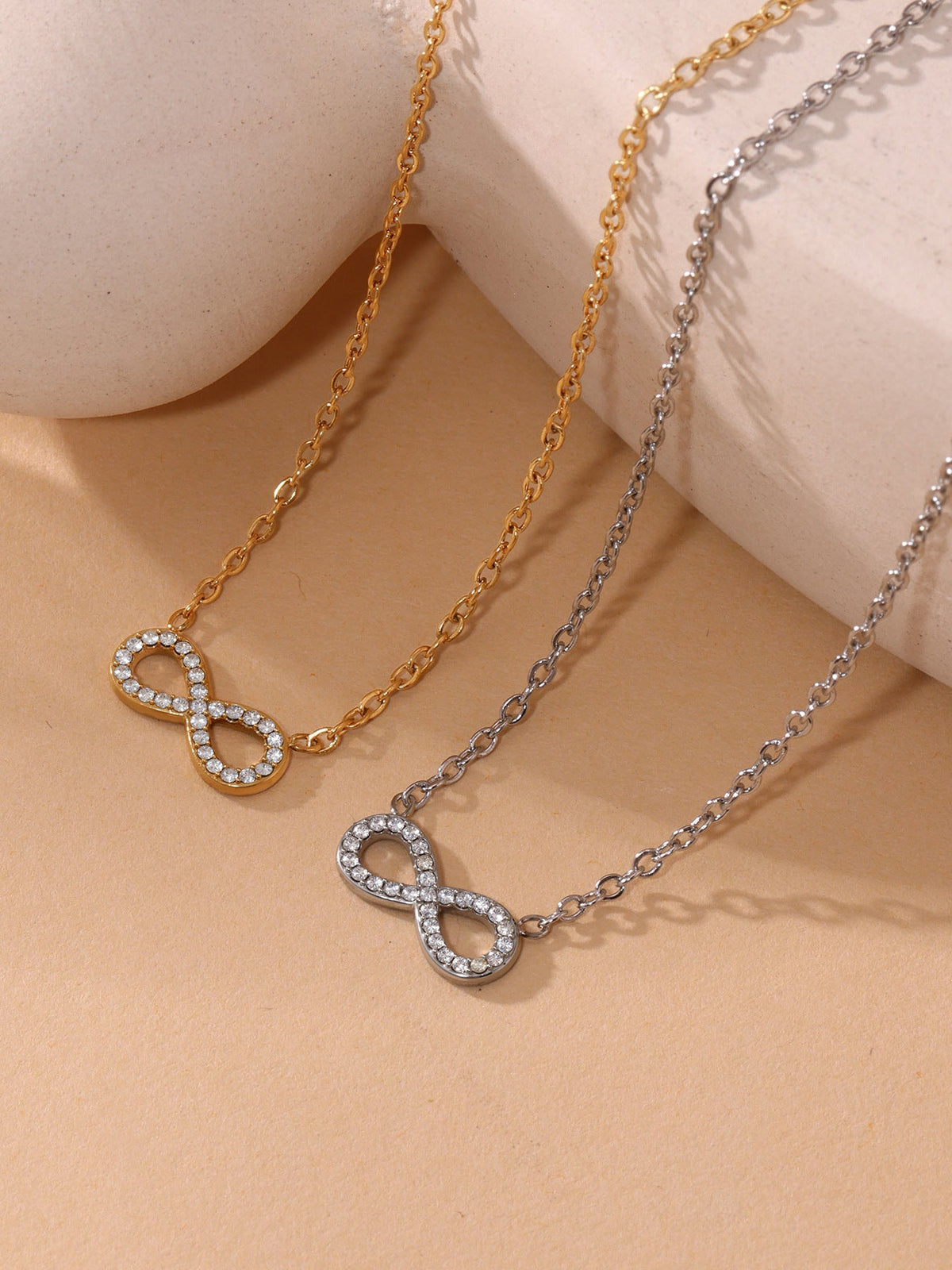Eternity Loop Necklace - Moonix