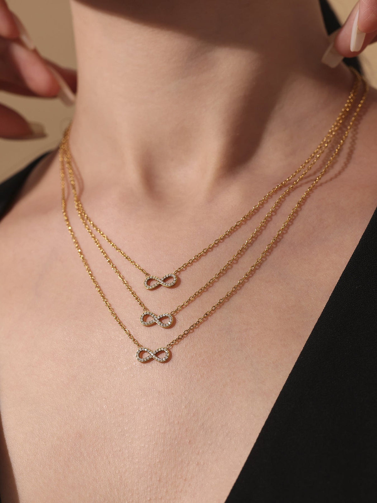 Eternity Loop Necklace - Moonix