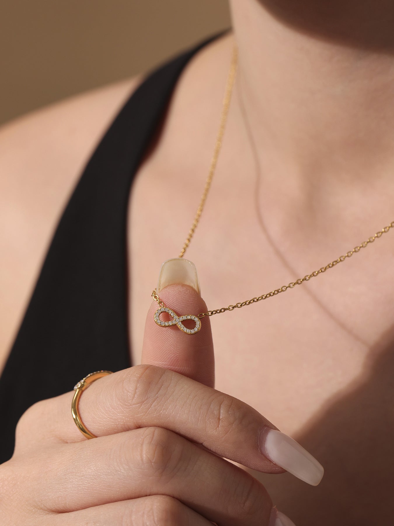 Eternity Loop Necklace - Moonix