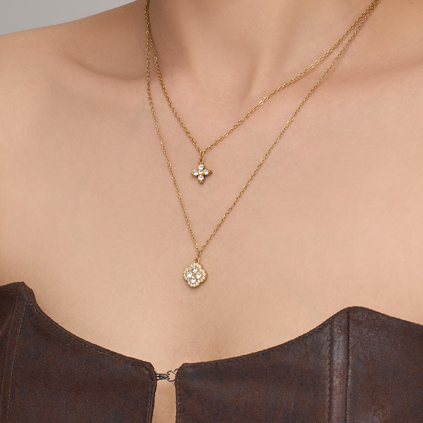Floating Clover Drop Dainty Choker - Moonix