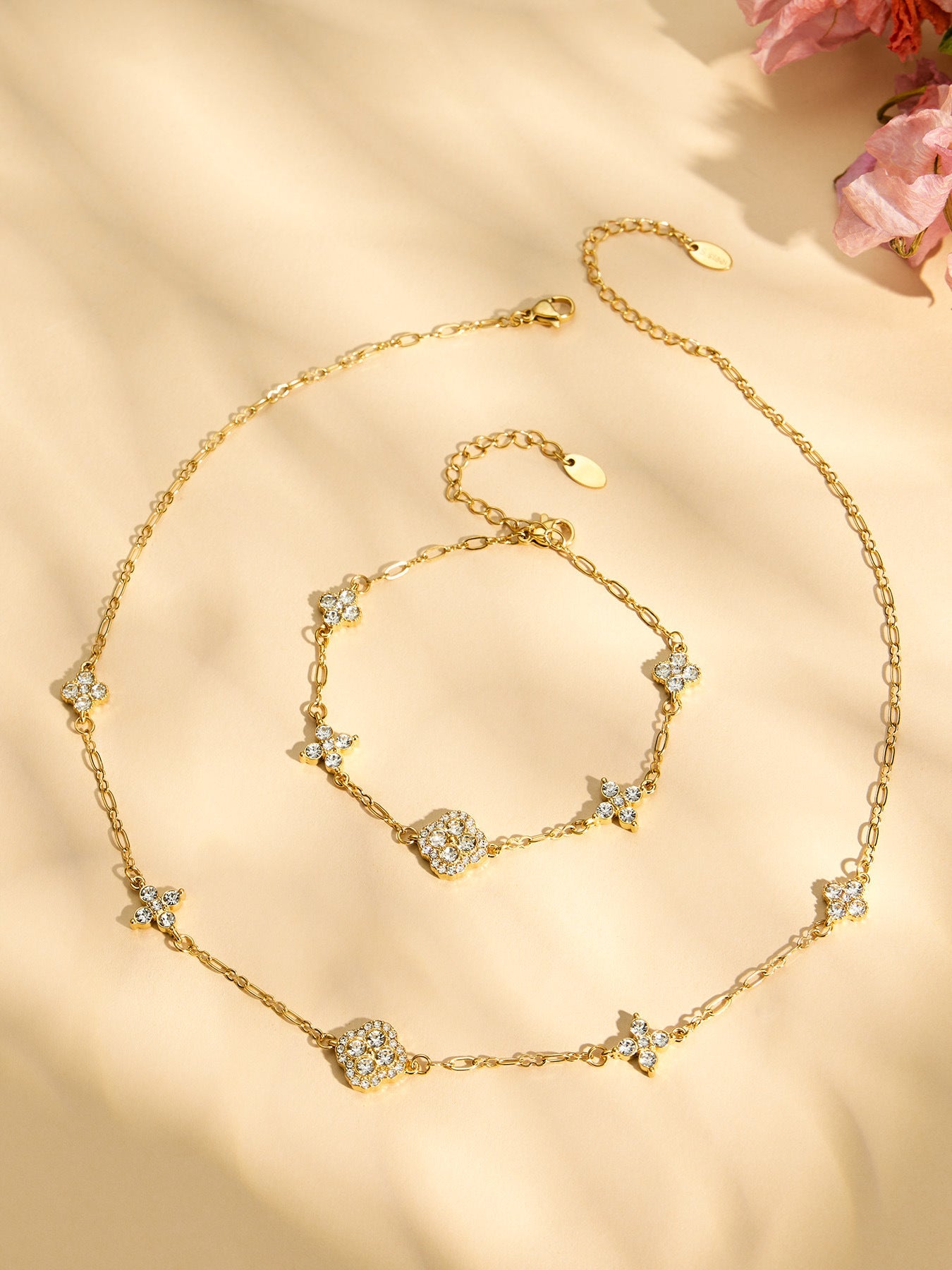 Fortune Clover Bracelet - Moonix