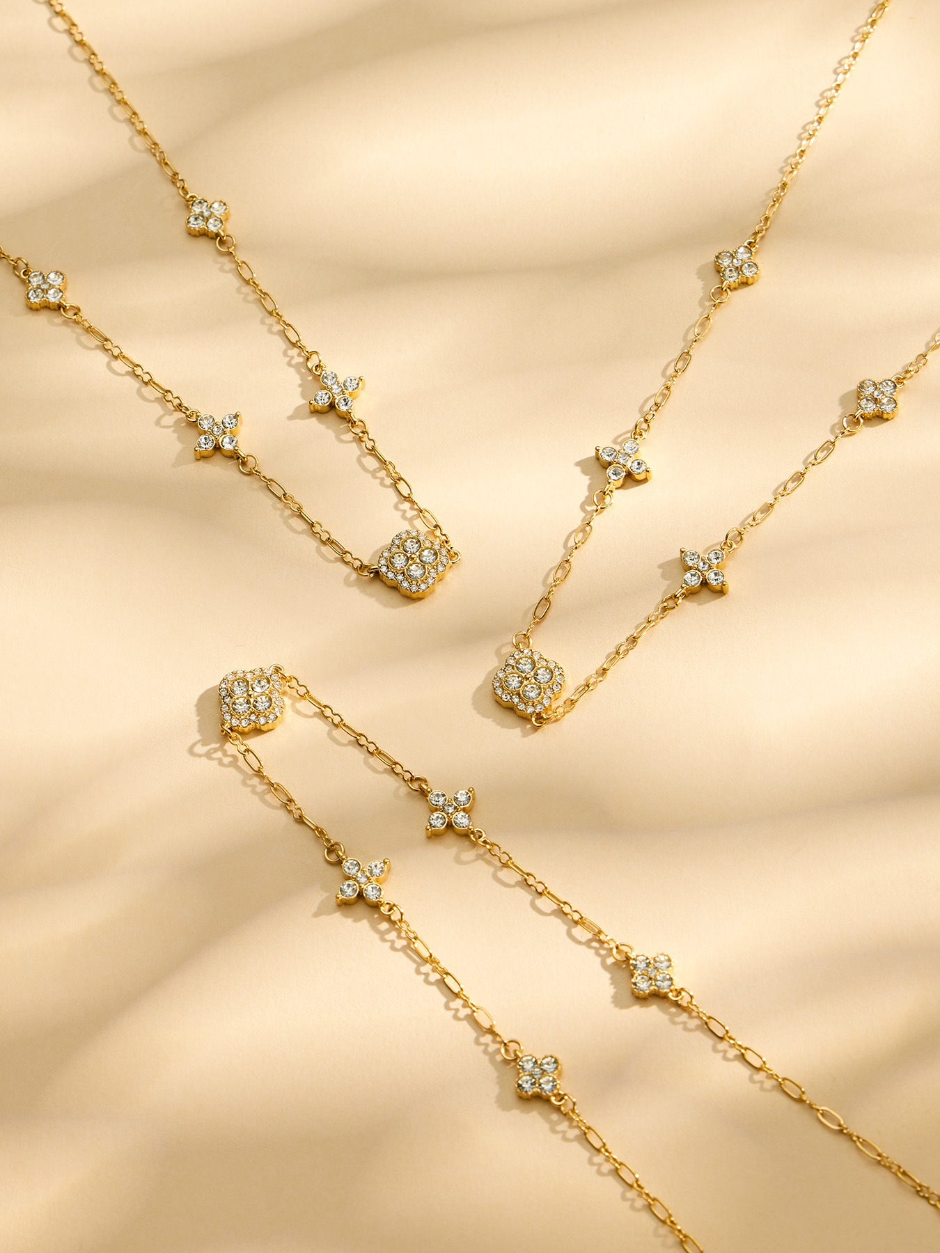 Fortune Clover Bracelet - Moonix