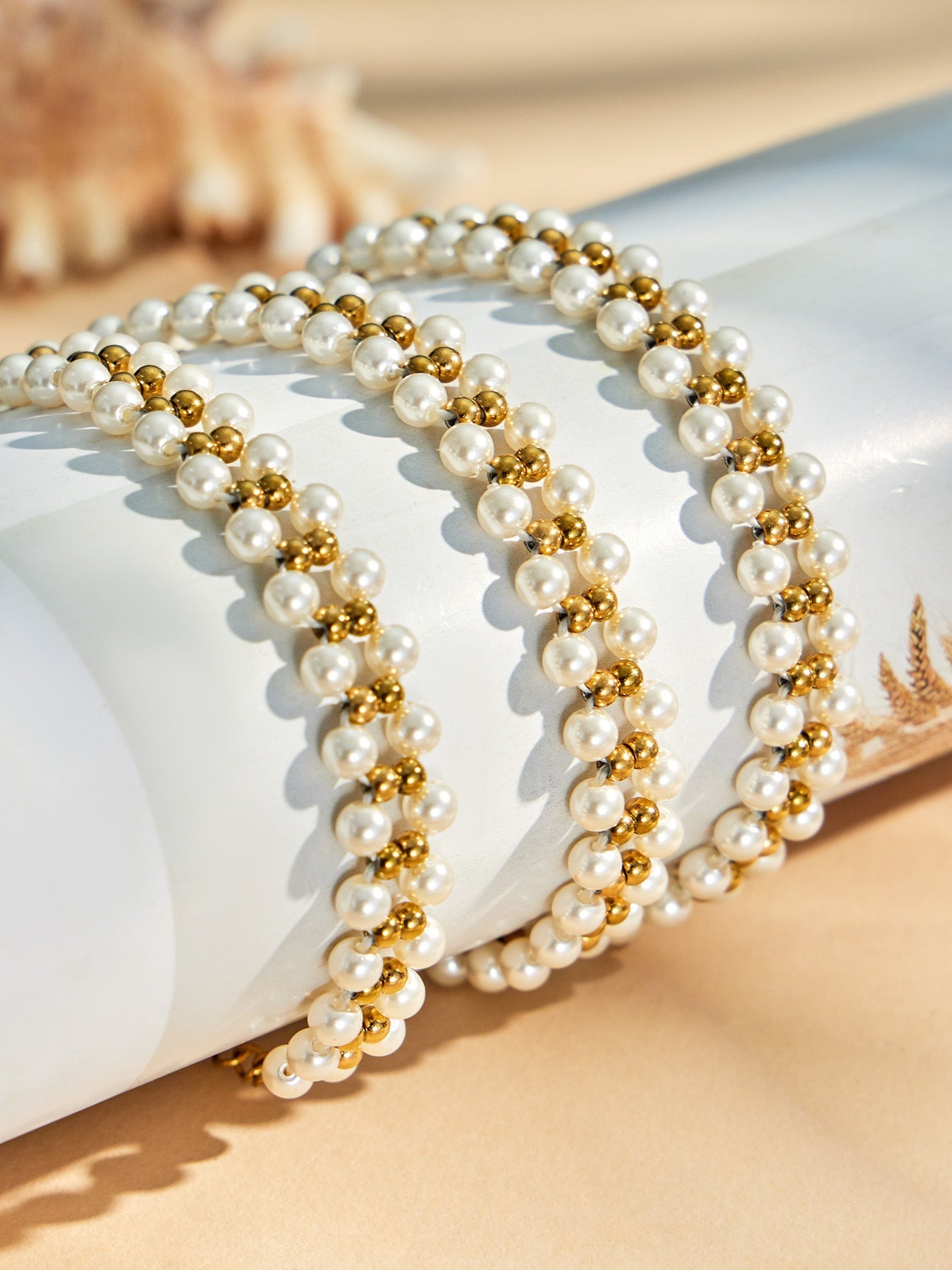 Lustre Pearl Bracelet - Moonix