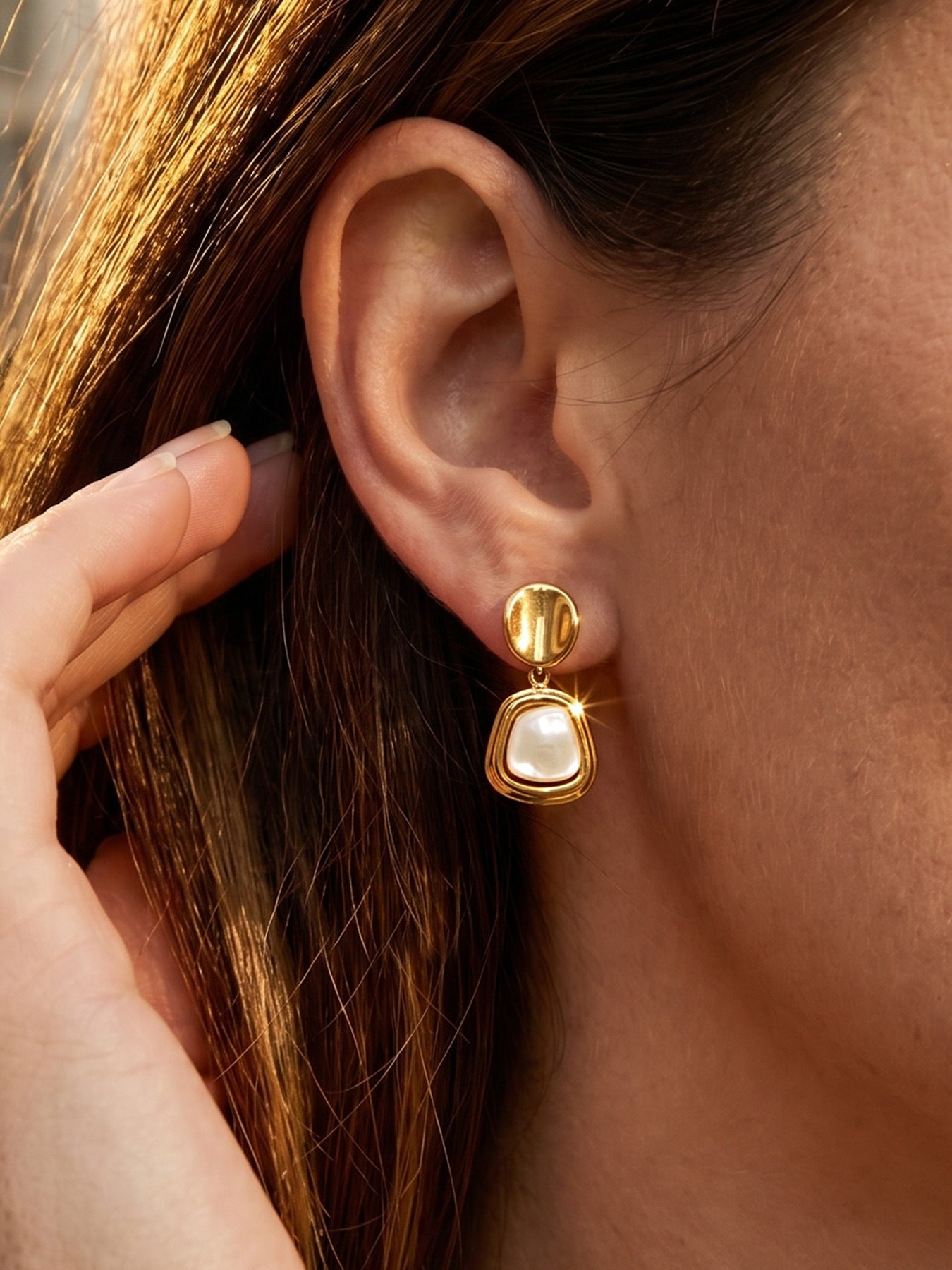 Lustre Pearl Drop Earrings - Moonix