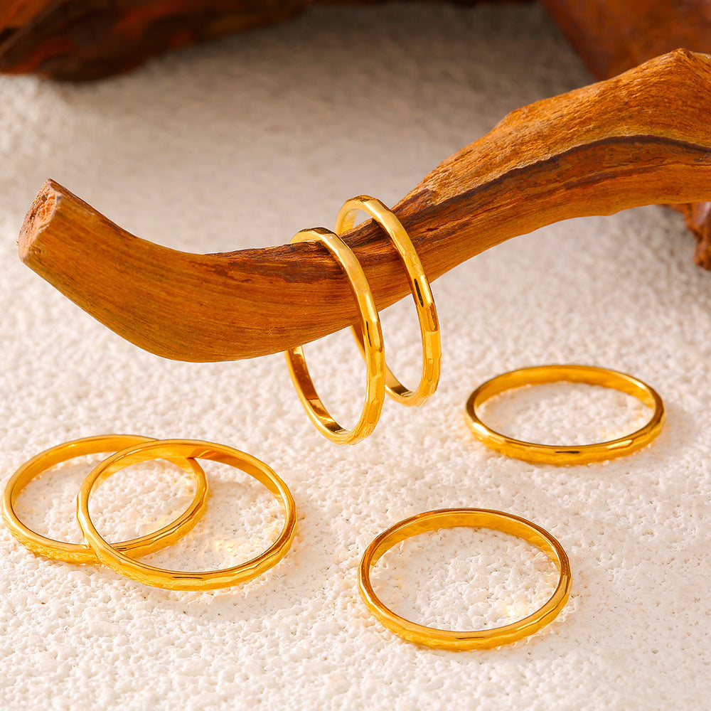 Slim Hammered Band Ring - Moonix