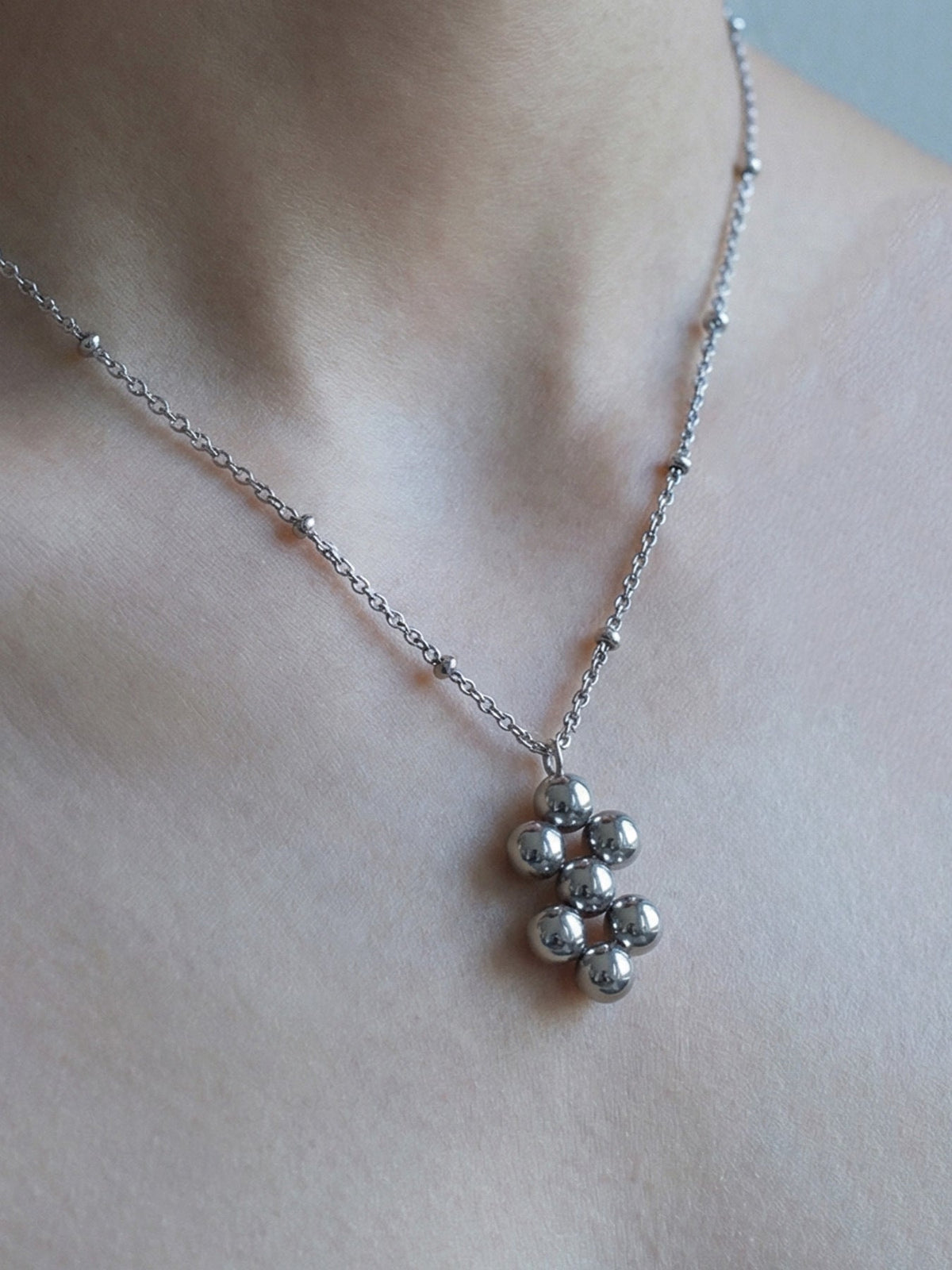Sphere Cluster Earring - Moonix