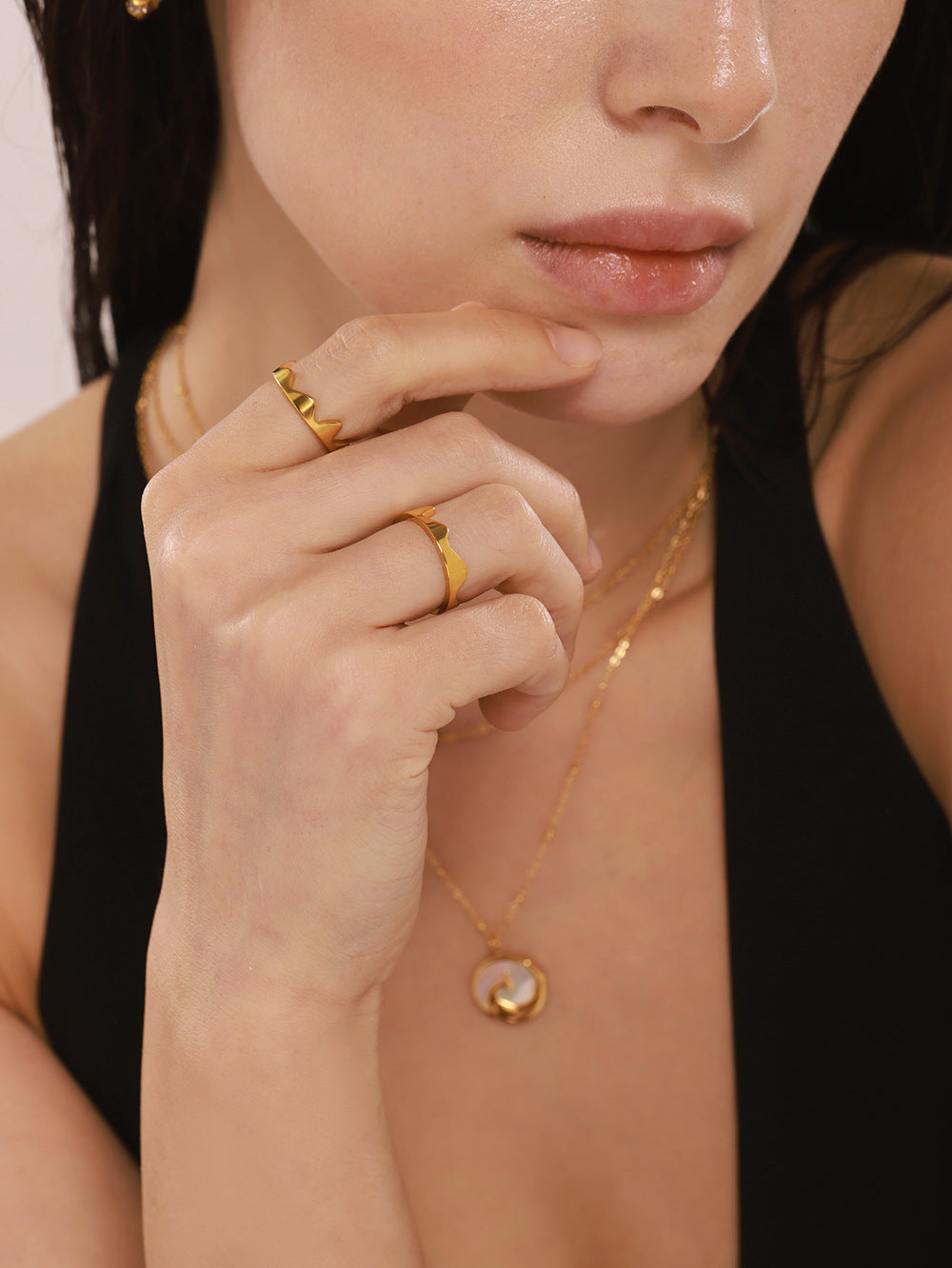 Wavy Crown Ring - Moonix